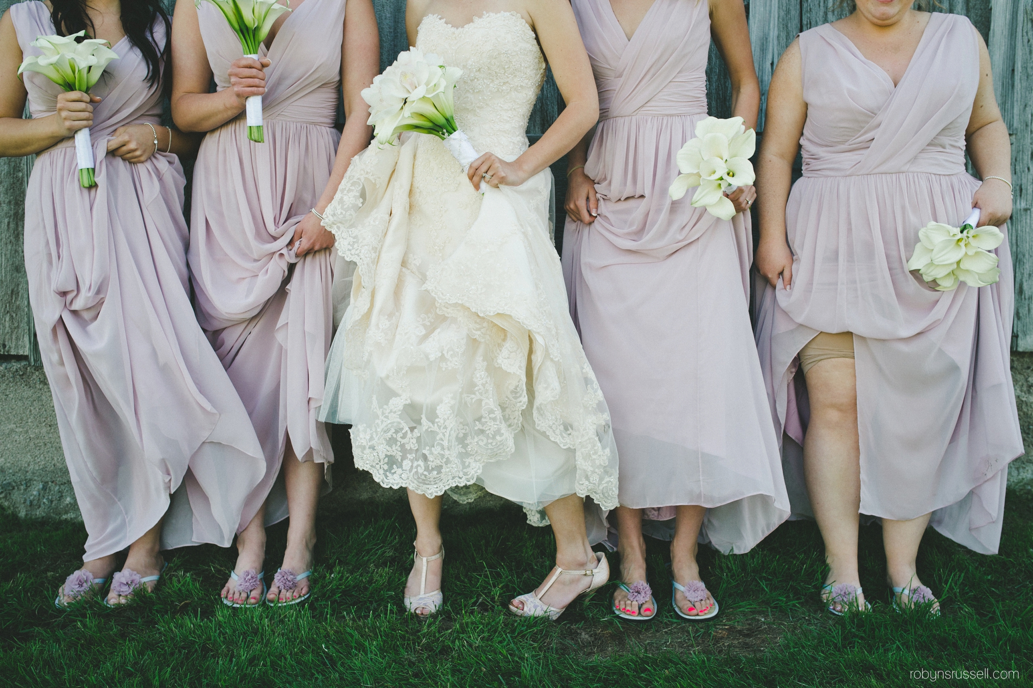 33-bride-and-bridesmaids-shoes-details.jpg