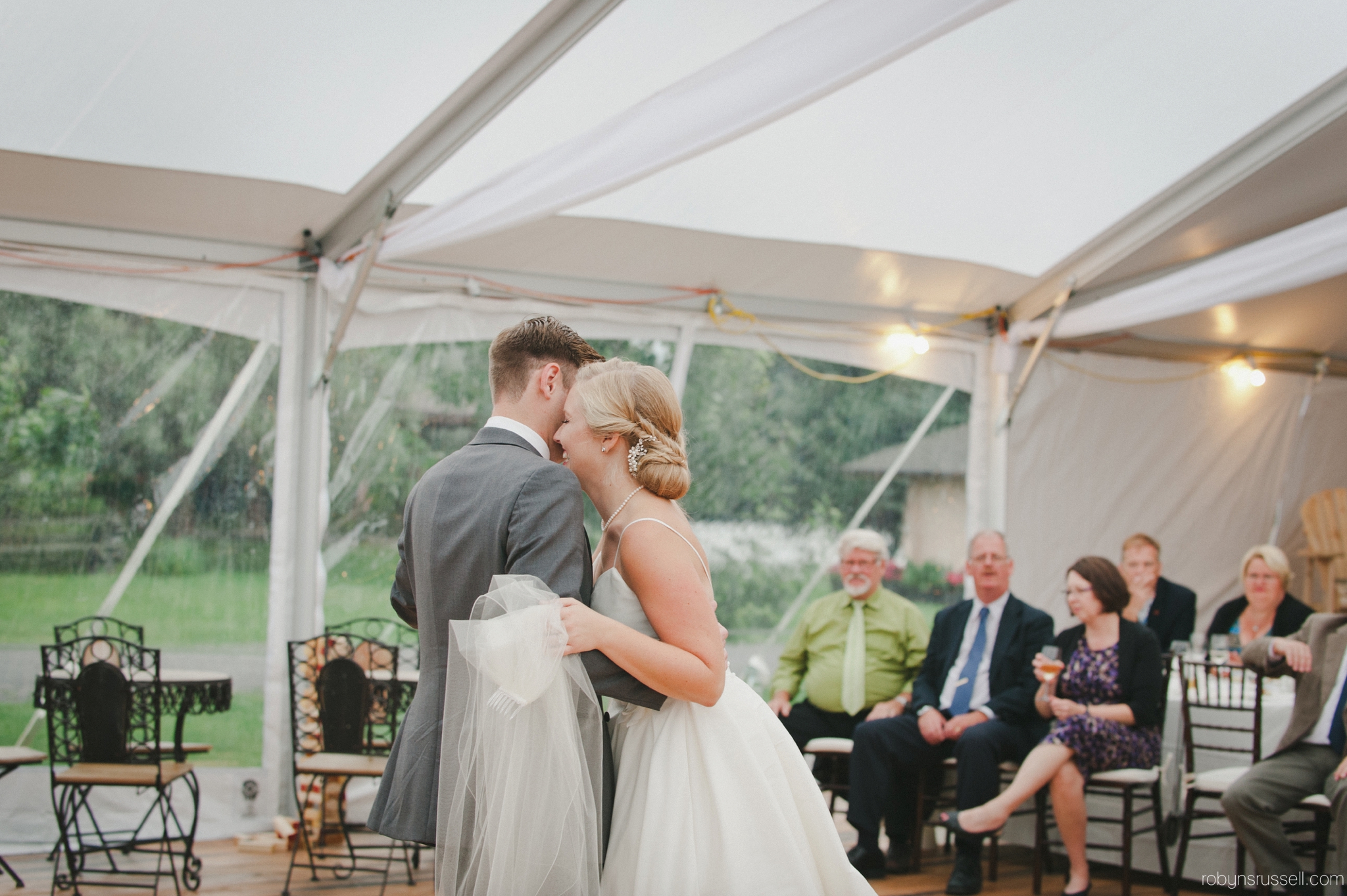 0645-bride-and-groom-laughing-kurtz-winery.jpg