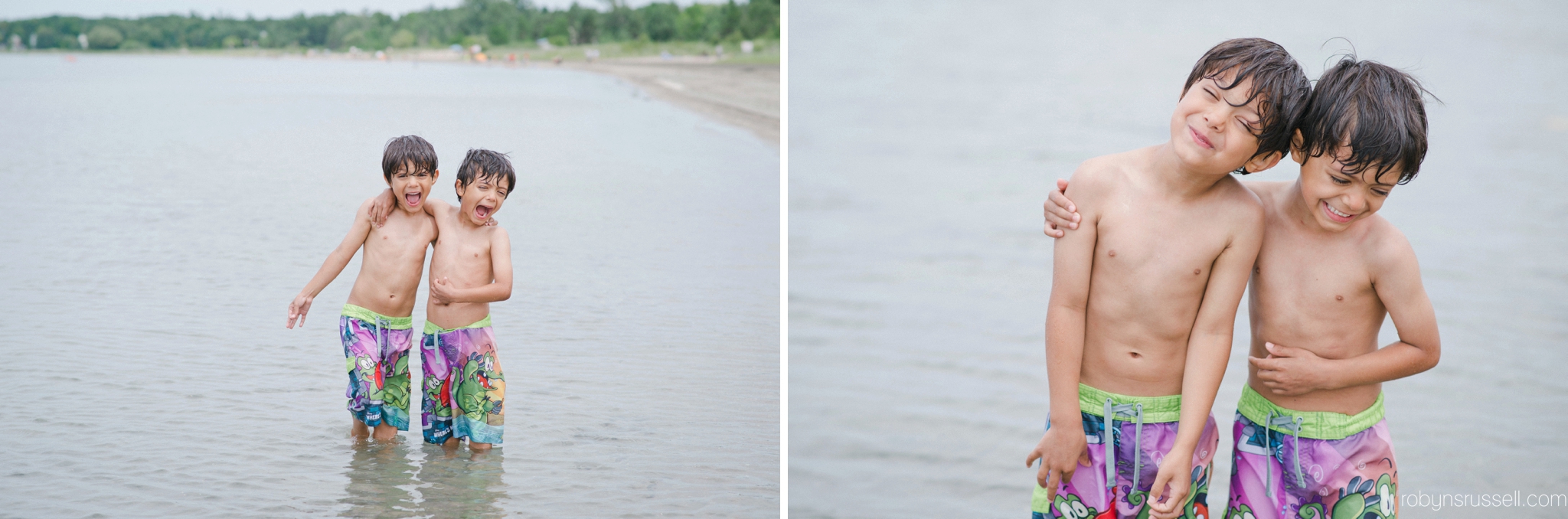 08-twin-boys-laughing-beach-portrait.jpg