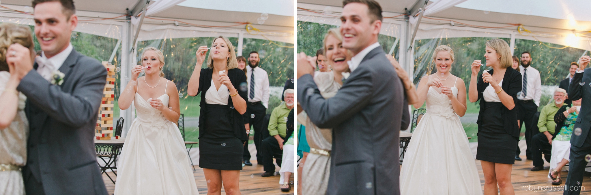 0879-bubbles-during-wedding-dance.jpg