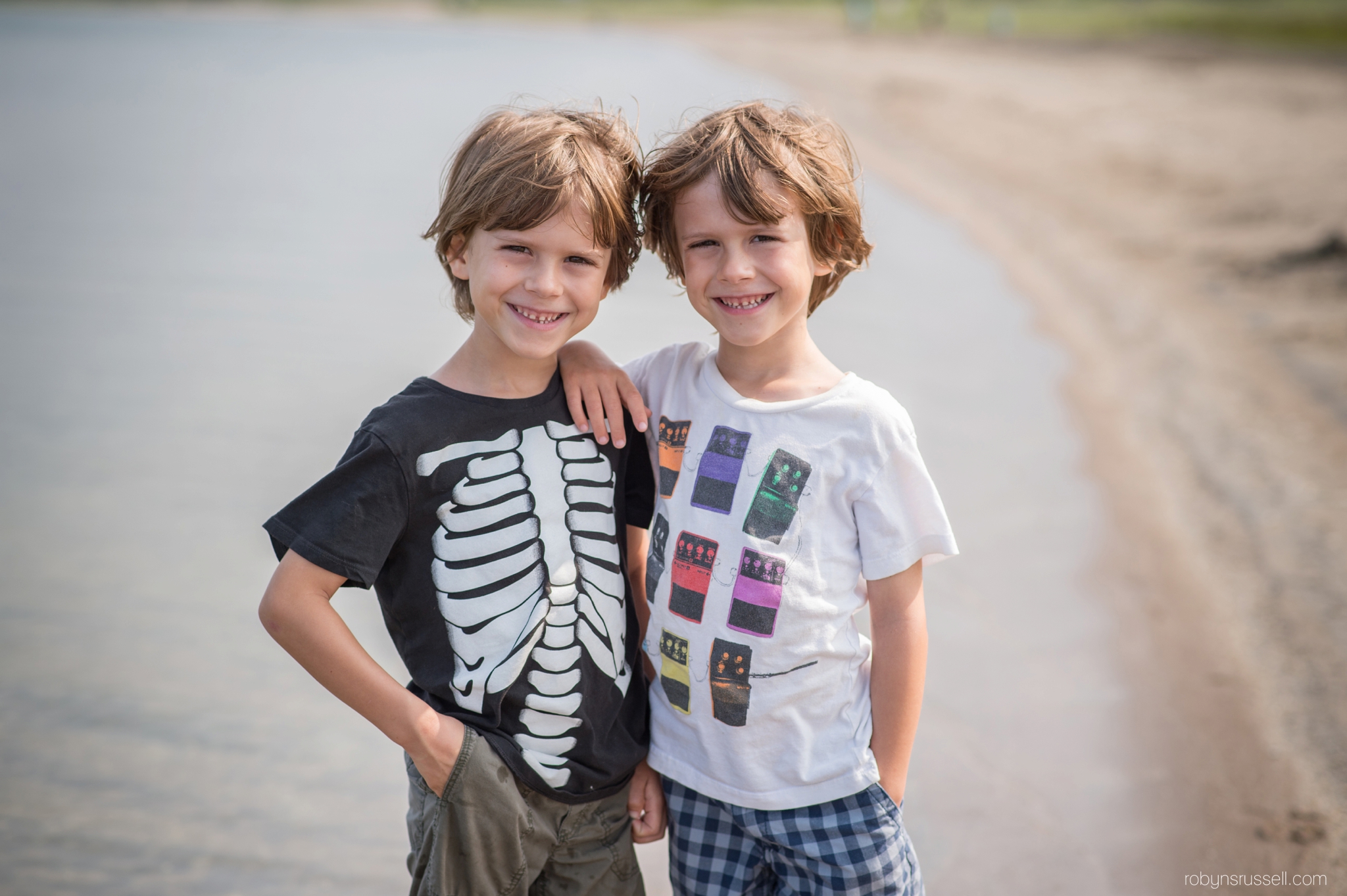 11-twin-boys-smiling.jpg