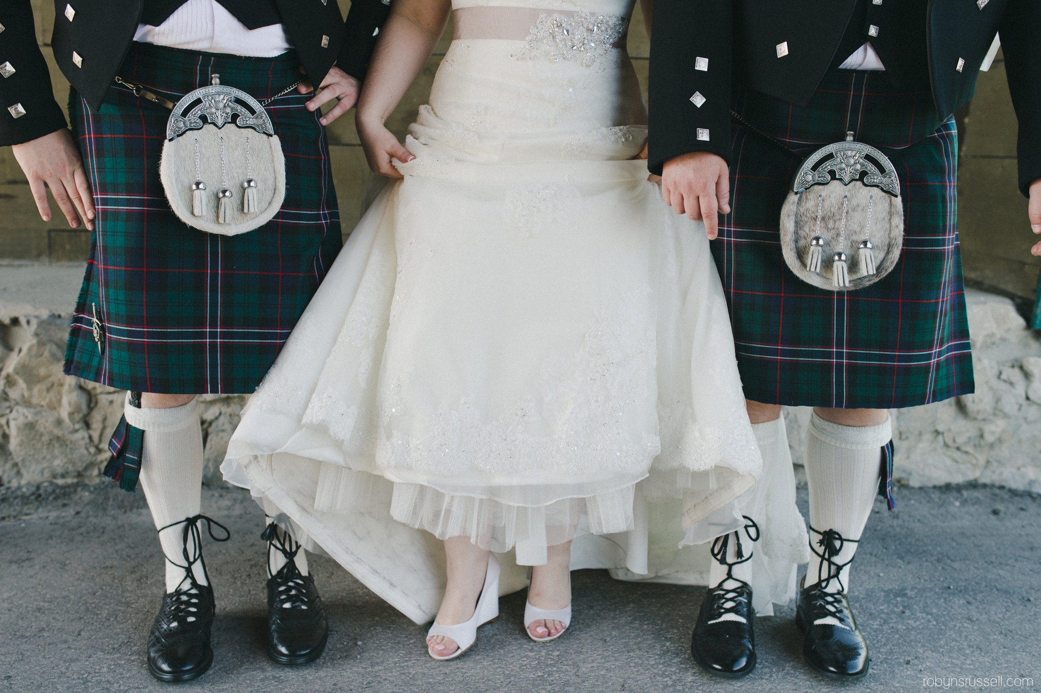 24-bride-with-brothers-scottish.jpg