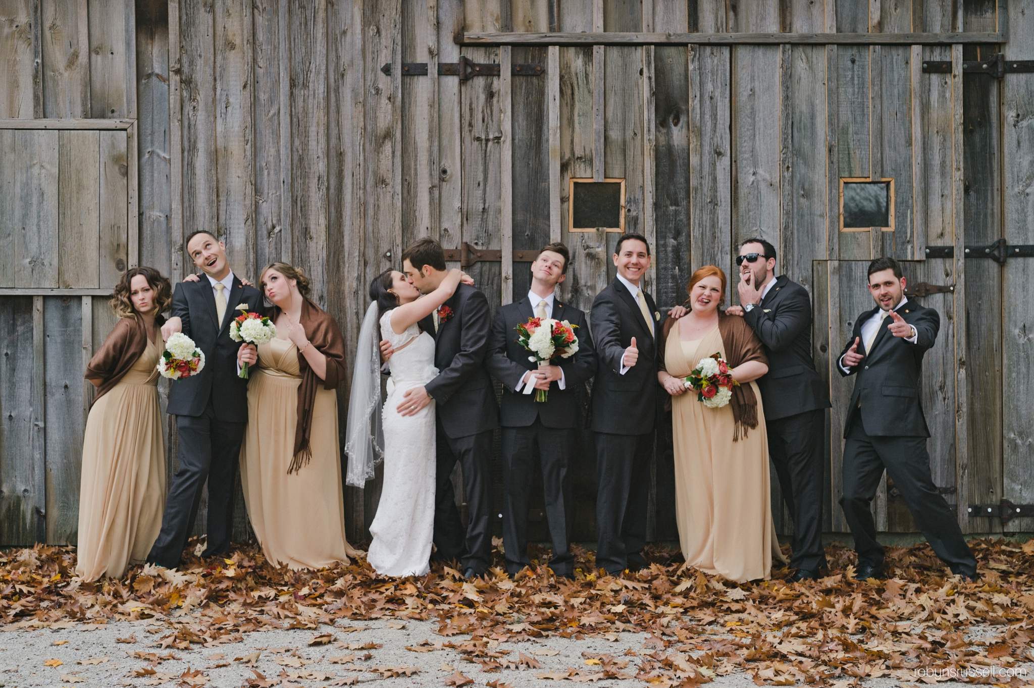 29-bridal-party-at-bradley-house-mississauga.jpg