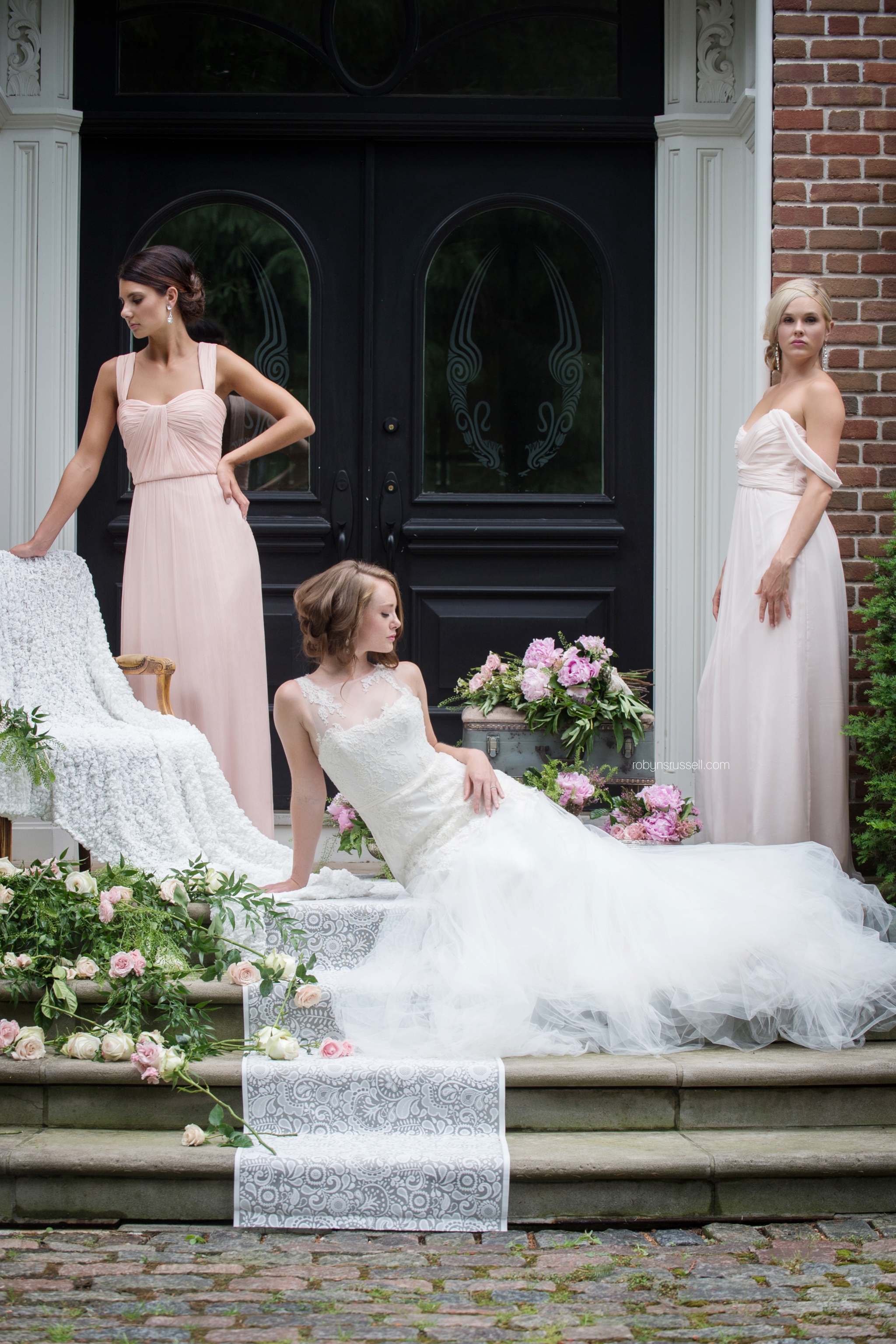 13-beautiful-gowns-pearl-bridal-house-toronto.jpg