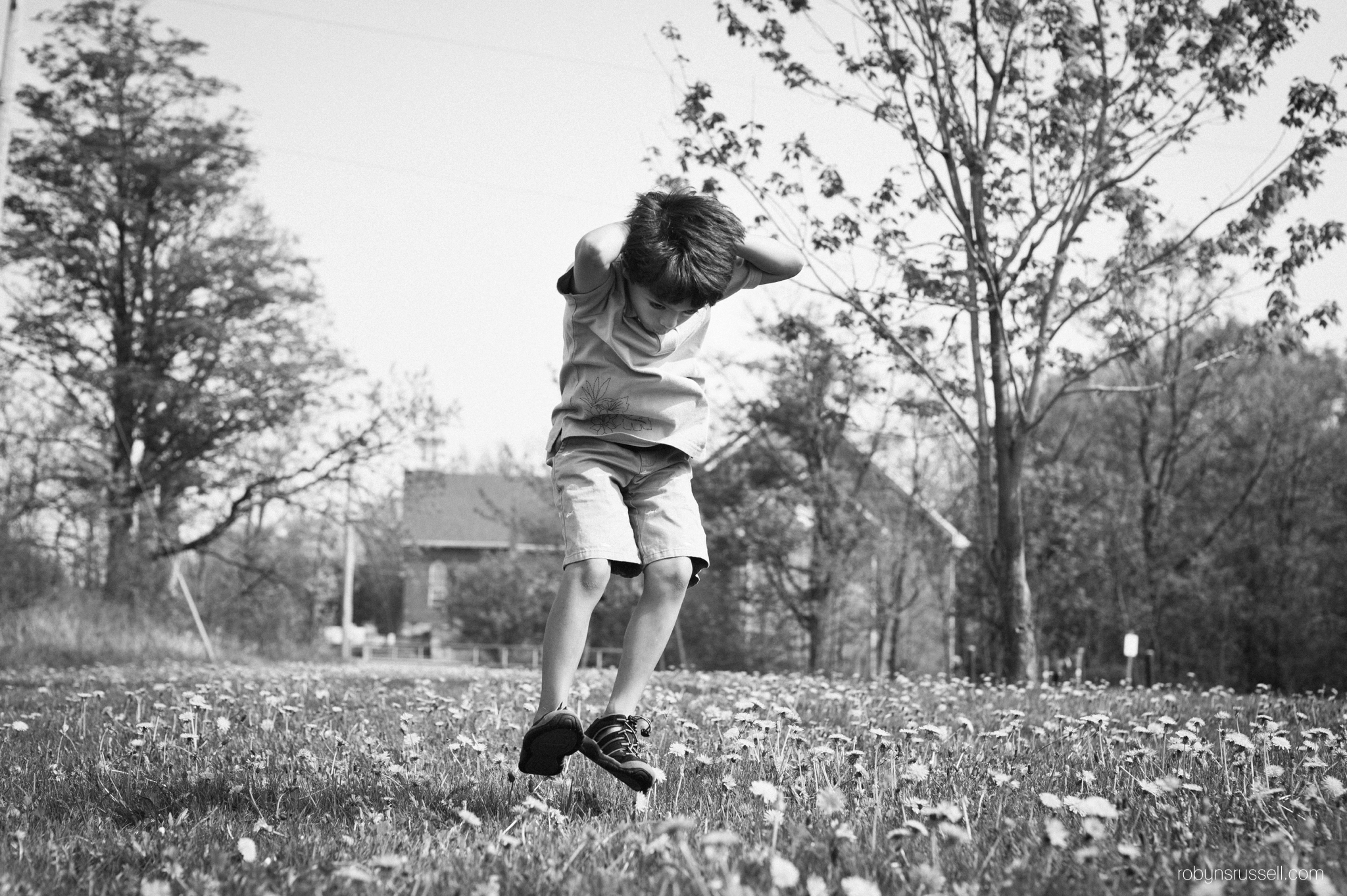 11-jump-boy-style-black-and-white.jpg