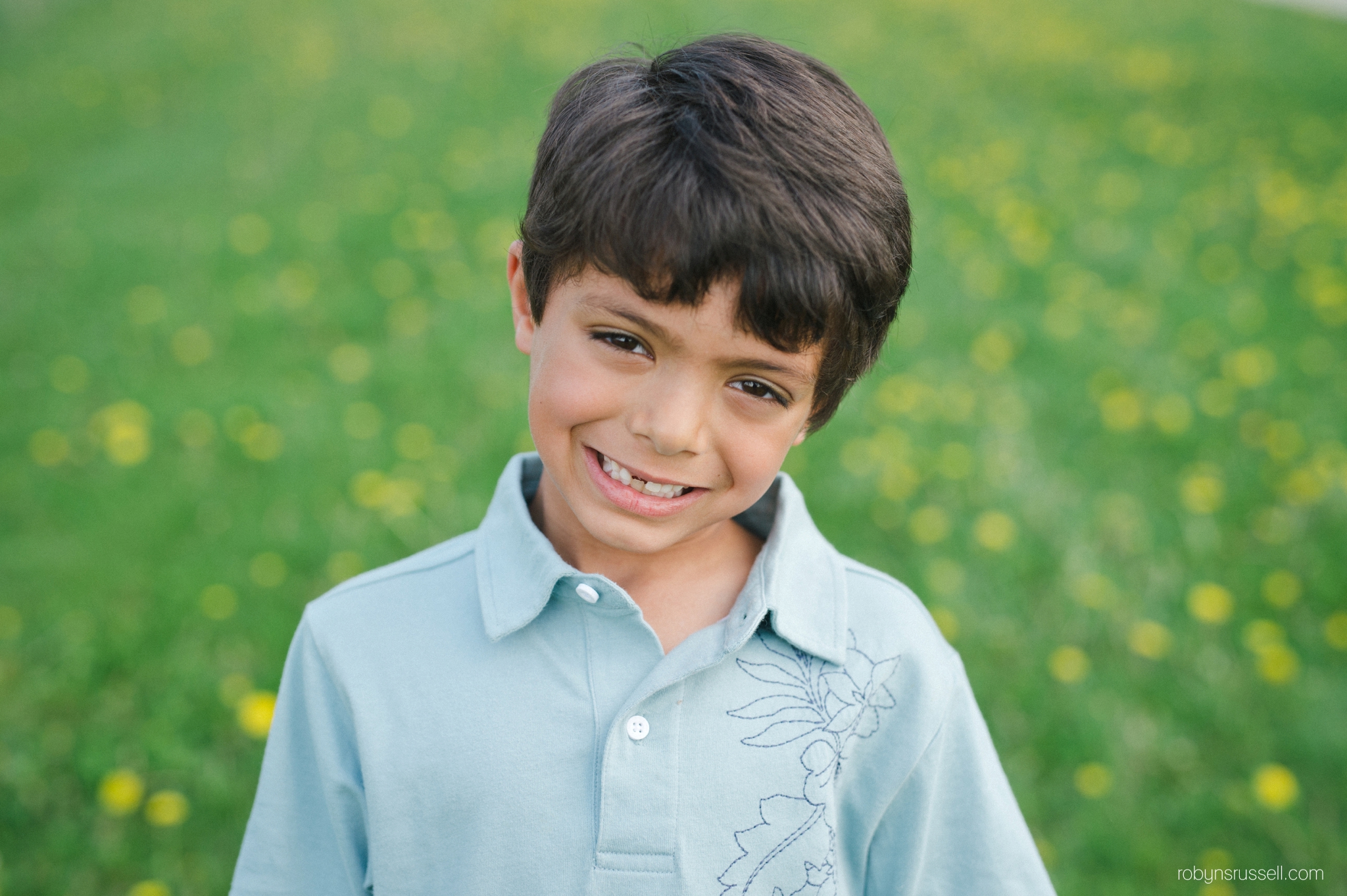 12-sweet-portrait-boy-missing-teeth.jpg