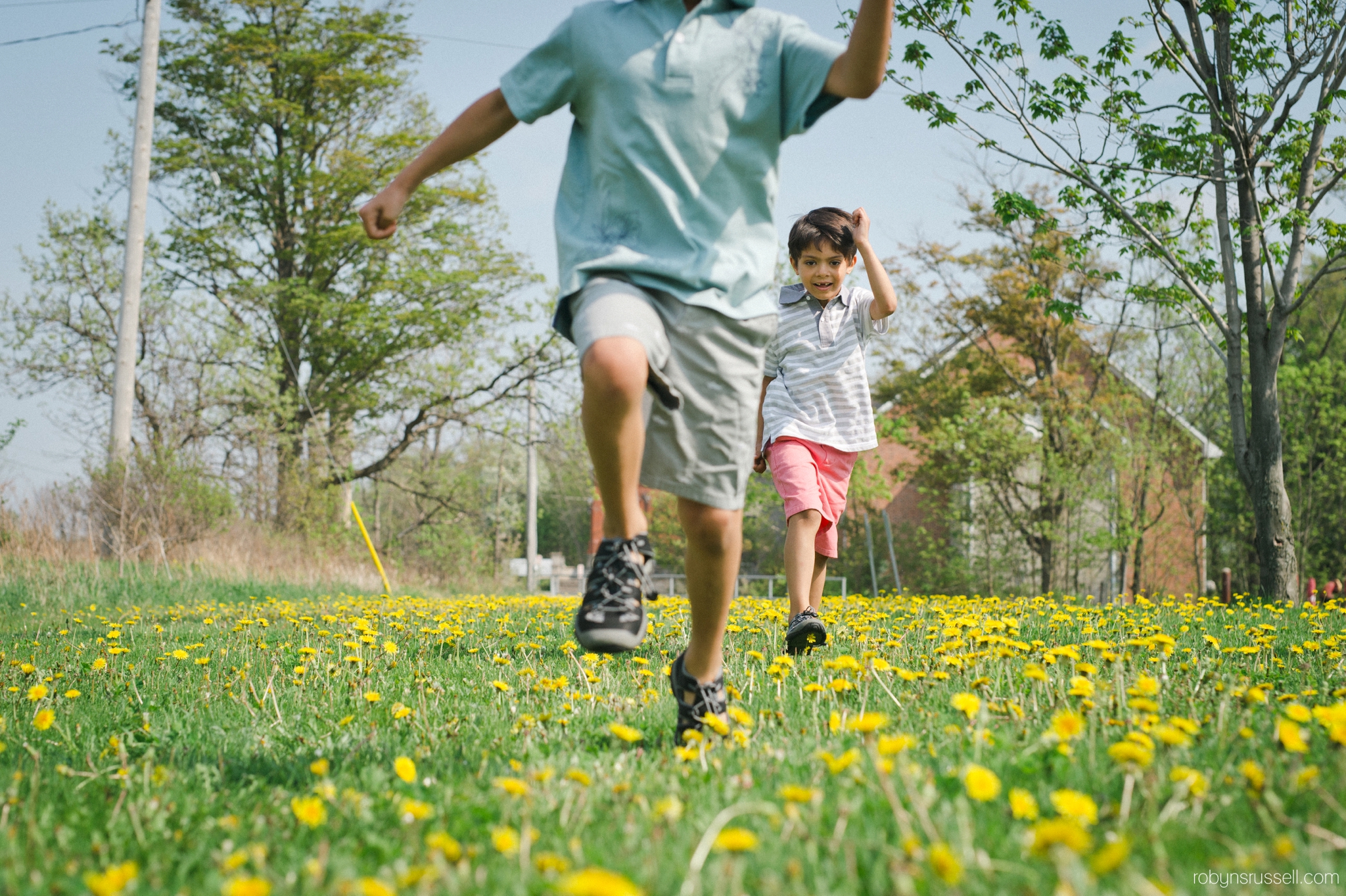 8-carefree-boys-running-in-park-burlington.jpg