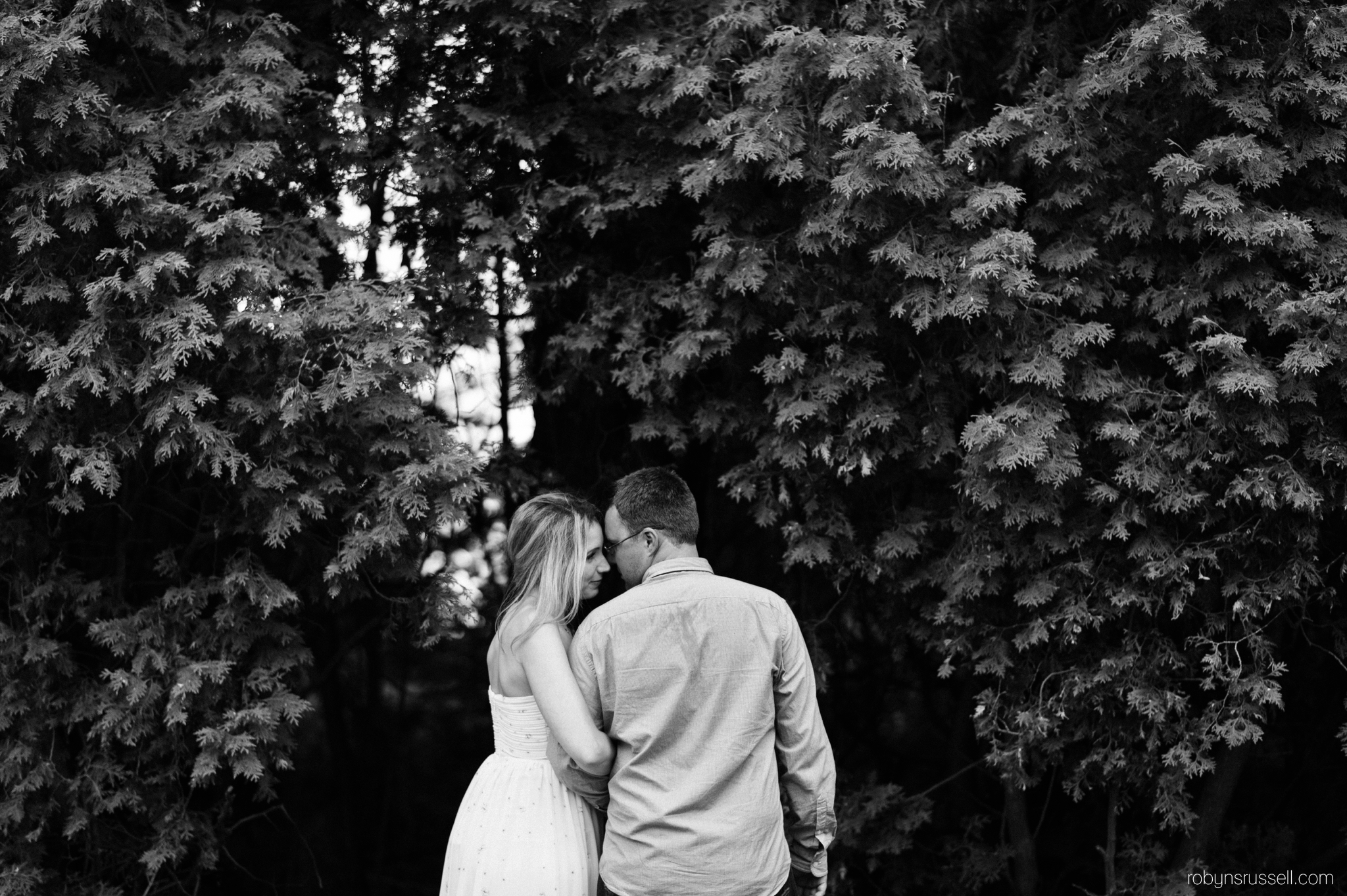 16-dramatic-black-and-white-bride-and-groom-to-be.jpg