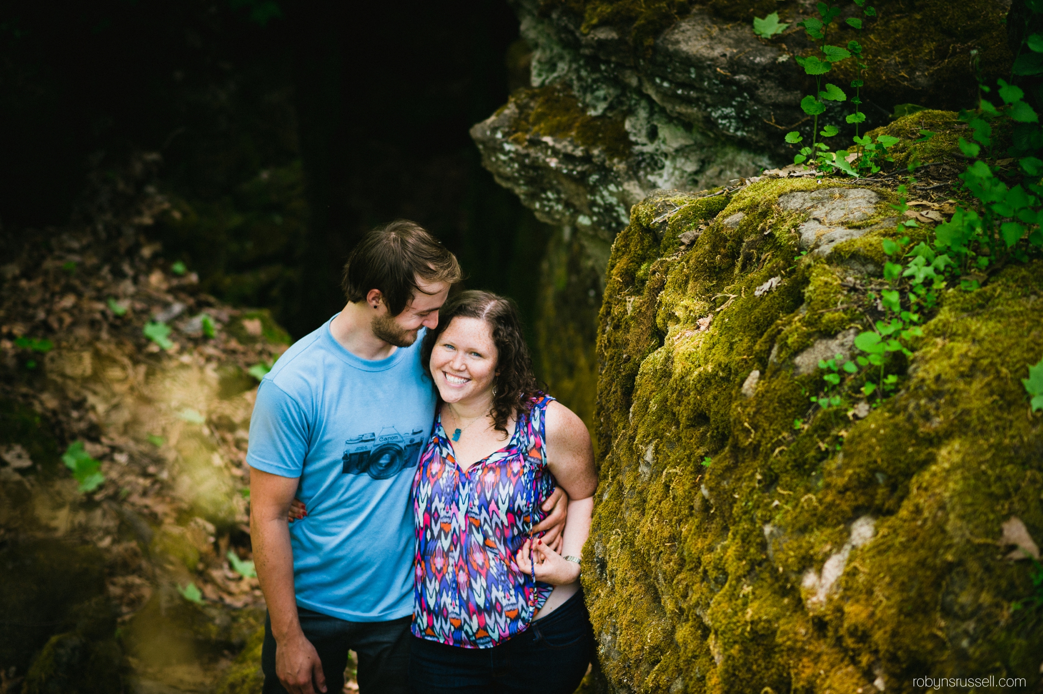 17-hiking-in-mt-nemo-burlington-couple.jpg