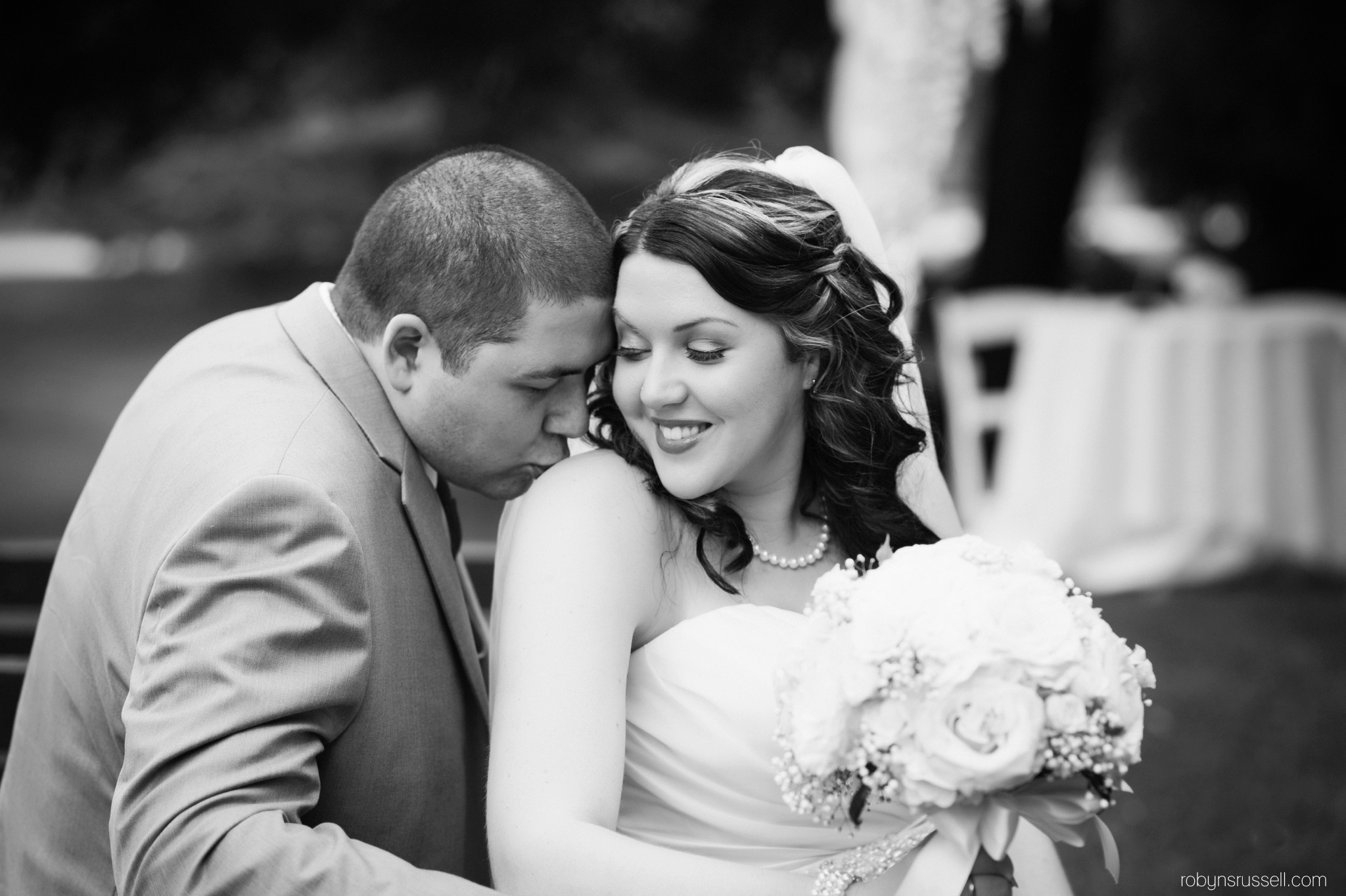 32-stunning-black-and-white-bride-and-groom-drysdale-tree-farm.jpg