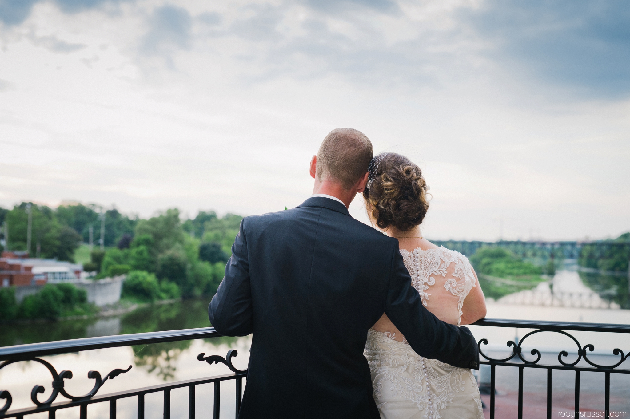 44-cambridge-mill-stunning-views-european-inspired-wedding.jpg