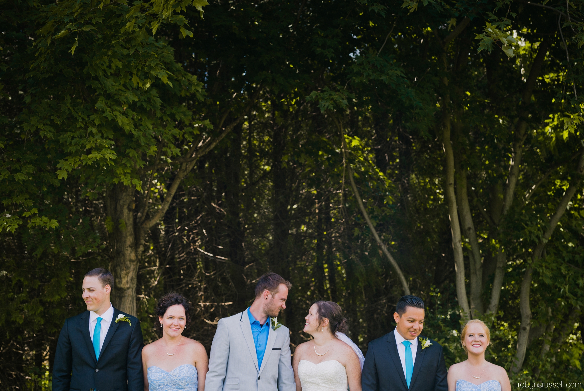 30-creative-shot-bridal-party-emilie-and-brenon.jpg